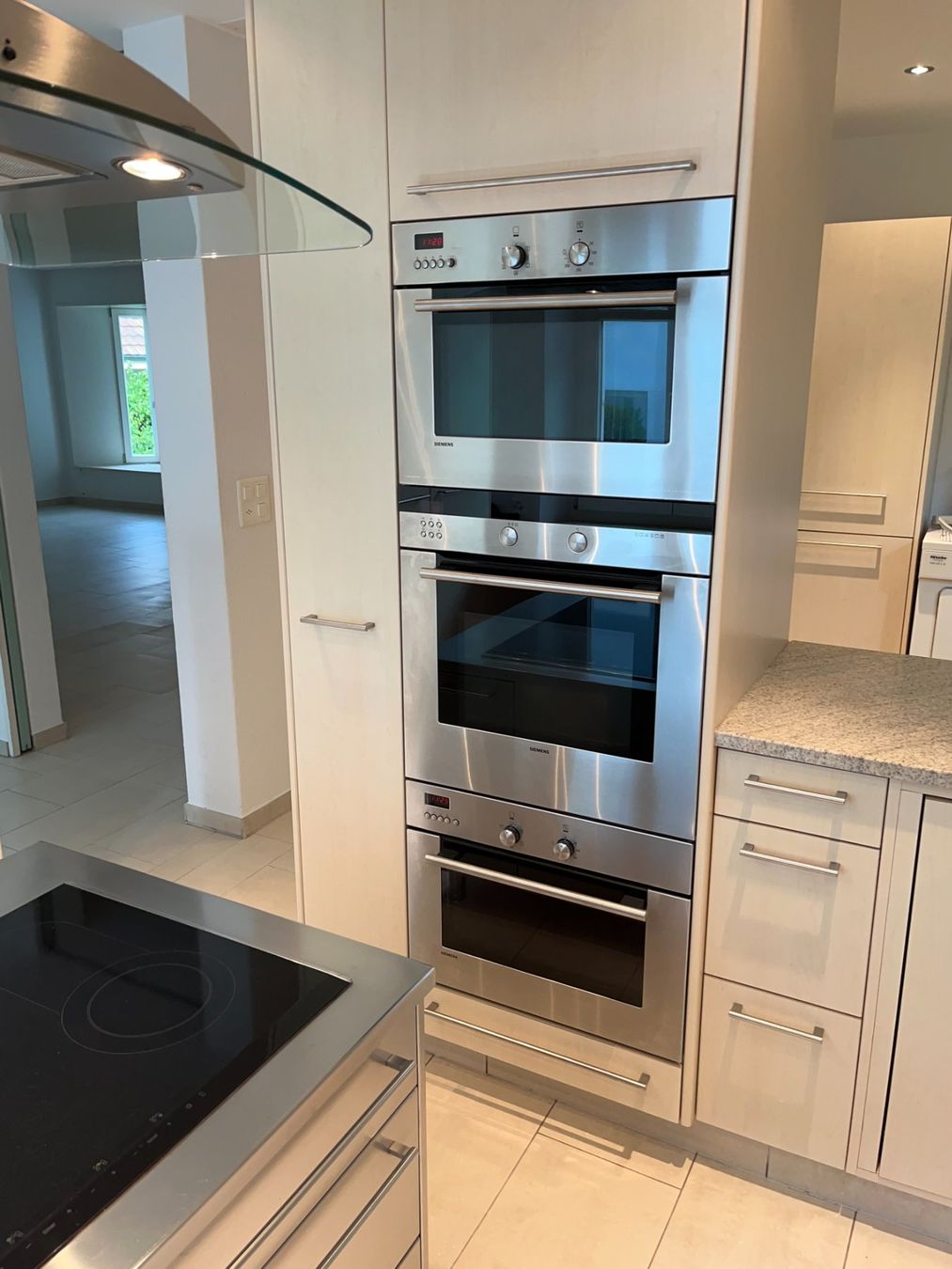 Cucine complete: Voll ausgestattete gebrauchte Einbauküche – Usato da Winterthur venduto da nic_k899 5