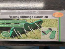 Rasenlüftungssandalen