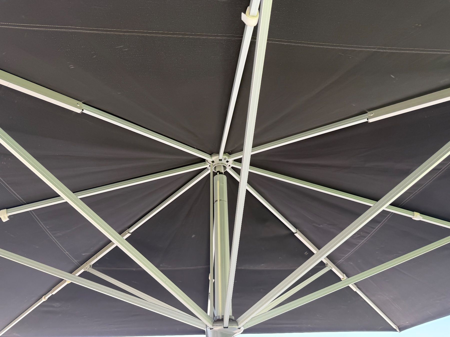 Glatz Sonnenschirme: Grosser Glatz Sonnenschirm – Gebraucht aus Niederteufen von Basil95 2