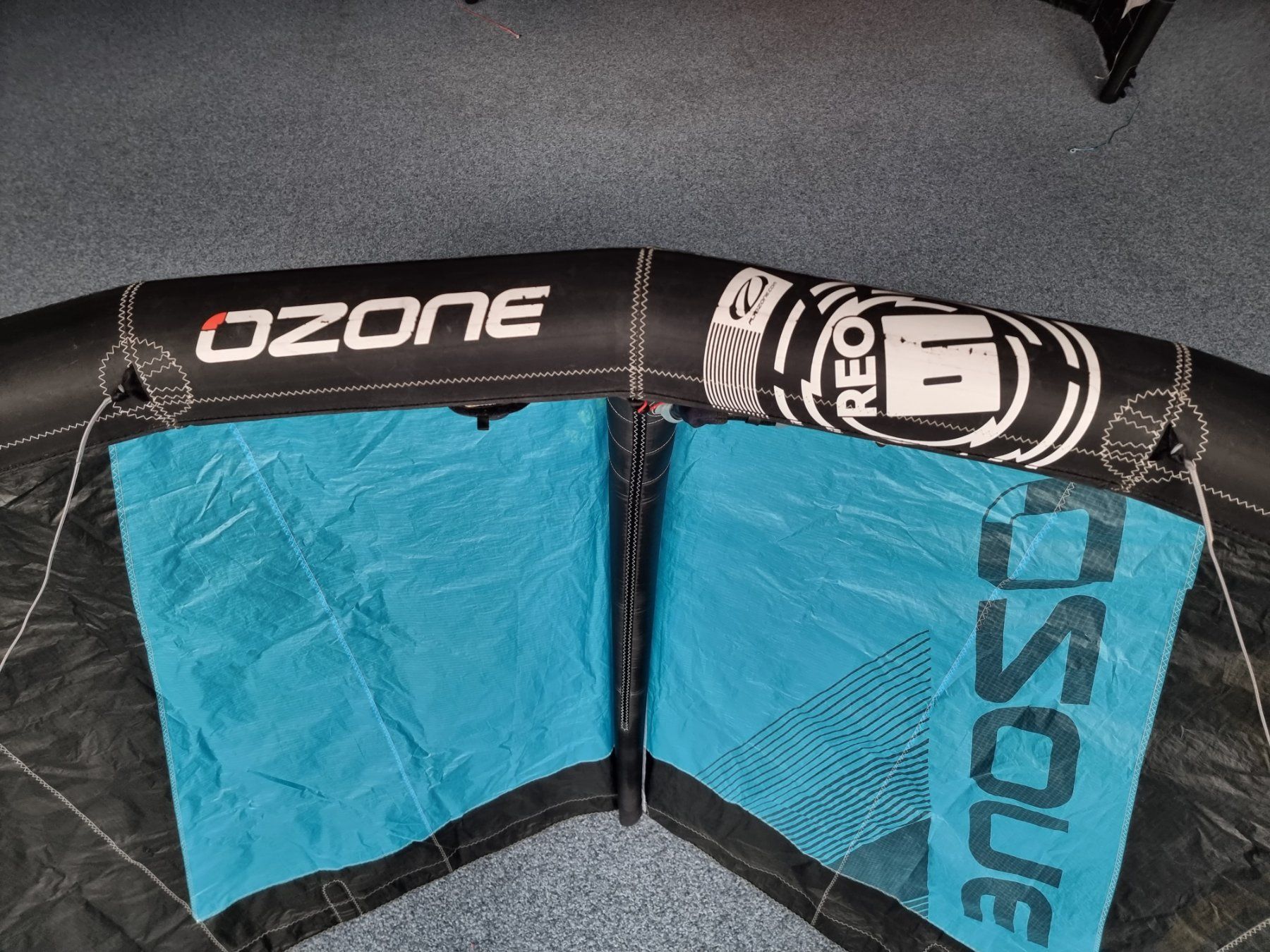 Ozone Aquilone: Kite: Ozone Reo v3 6m2 – Usato da Chur venduto da Radislis 3