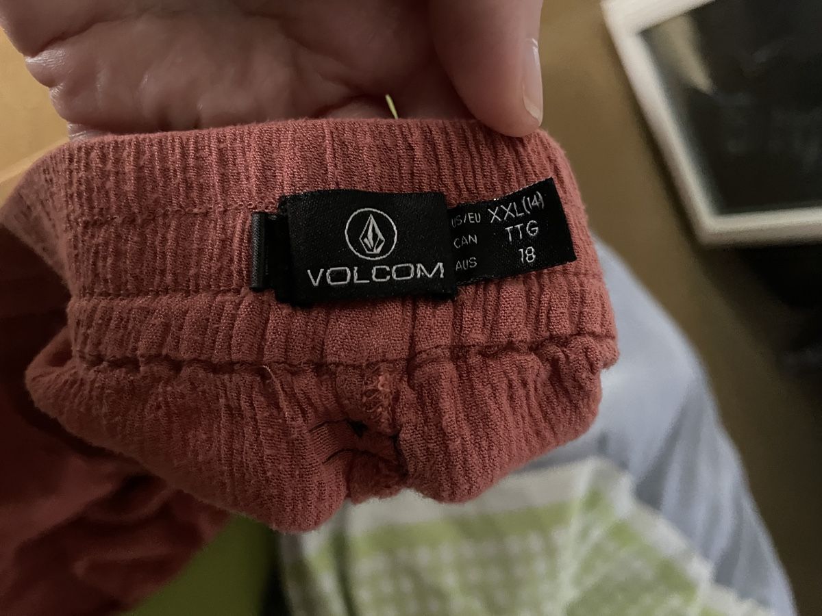 Volcom Pantaloni: Stoffhose weit geschnitten XXL – Usato da Dottikon venduto da JP_13 2