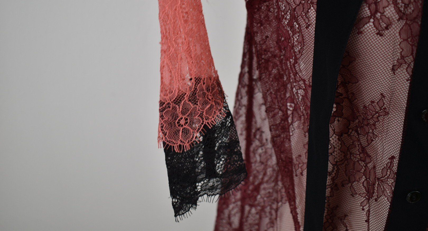 Twinset Camicette: Twinset Bluse aus Spitze Gr.38 – Usato da Nürensdorf venduto da 2ND_STORY 4