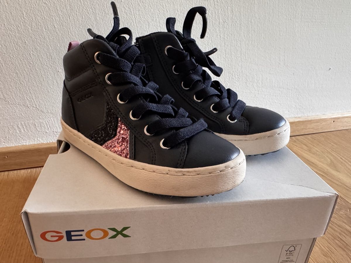 Geox Scarpe per ragazze: Geox Sneaker High Top 27 blue – Nuovo (secondo la descrizione) da Kilchberg ZH venduto da Gejuba