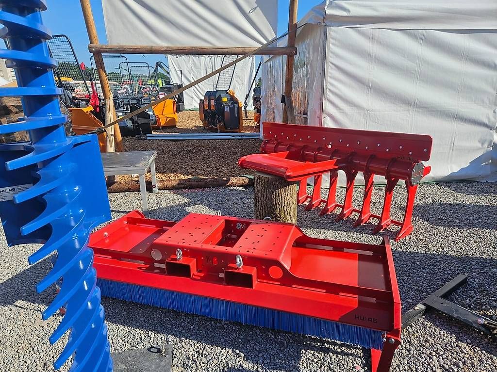 Altro in Apparecchi per la pulizia: Kehrbesen Staplerbesen Baggerbesen – Usato da Kirchberg SG venduto da huiag.ch 2