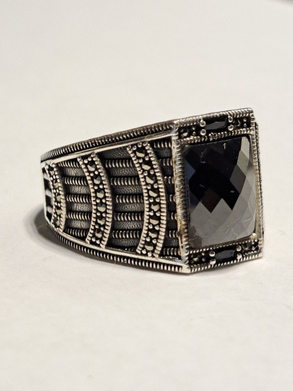 Ringe: 0043 - Bague en argent, Onyx, taille 62 – Neu und originalverpackt aus Neuchâtel von NIDAVELIR