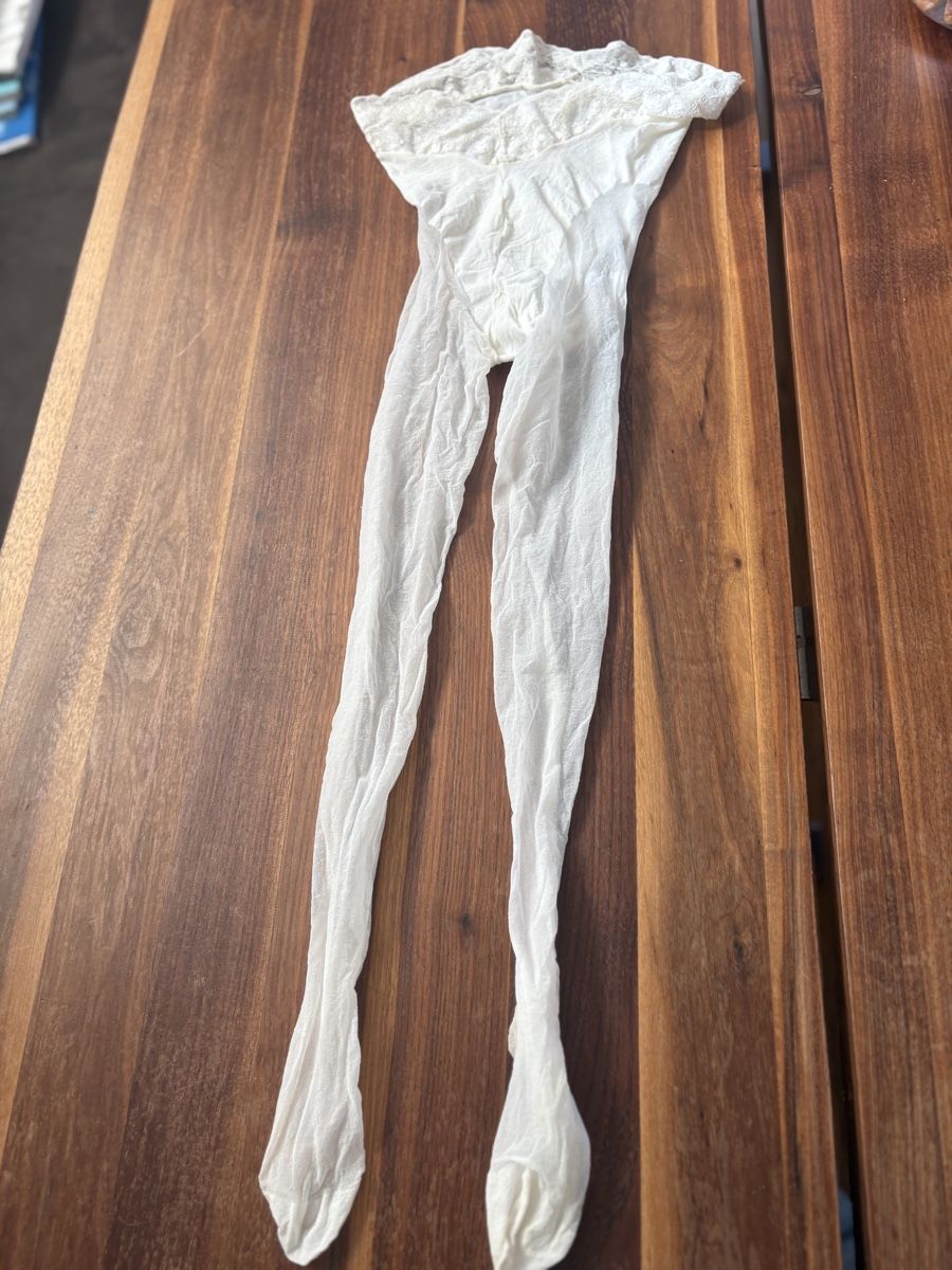 Calze & Collant: Weisse Damenstrumpfhose Grösse S / 14+ – Usato da Beromünster venduto da msklef