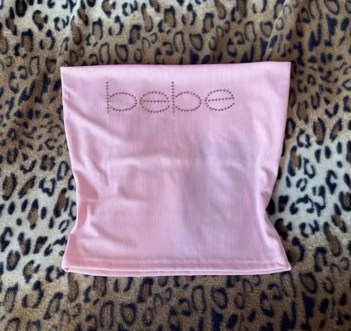 Top: Y2K Bebe strass top – Nuovo (secondo la descrizione) da Fehraltorf venduto da y2kout7