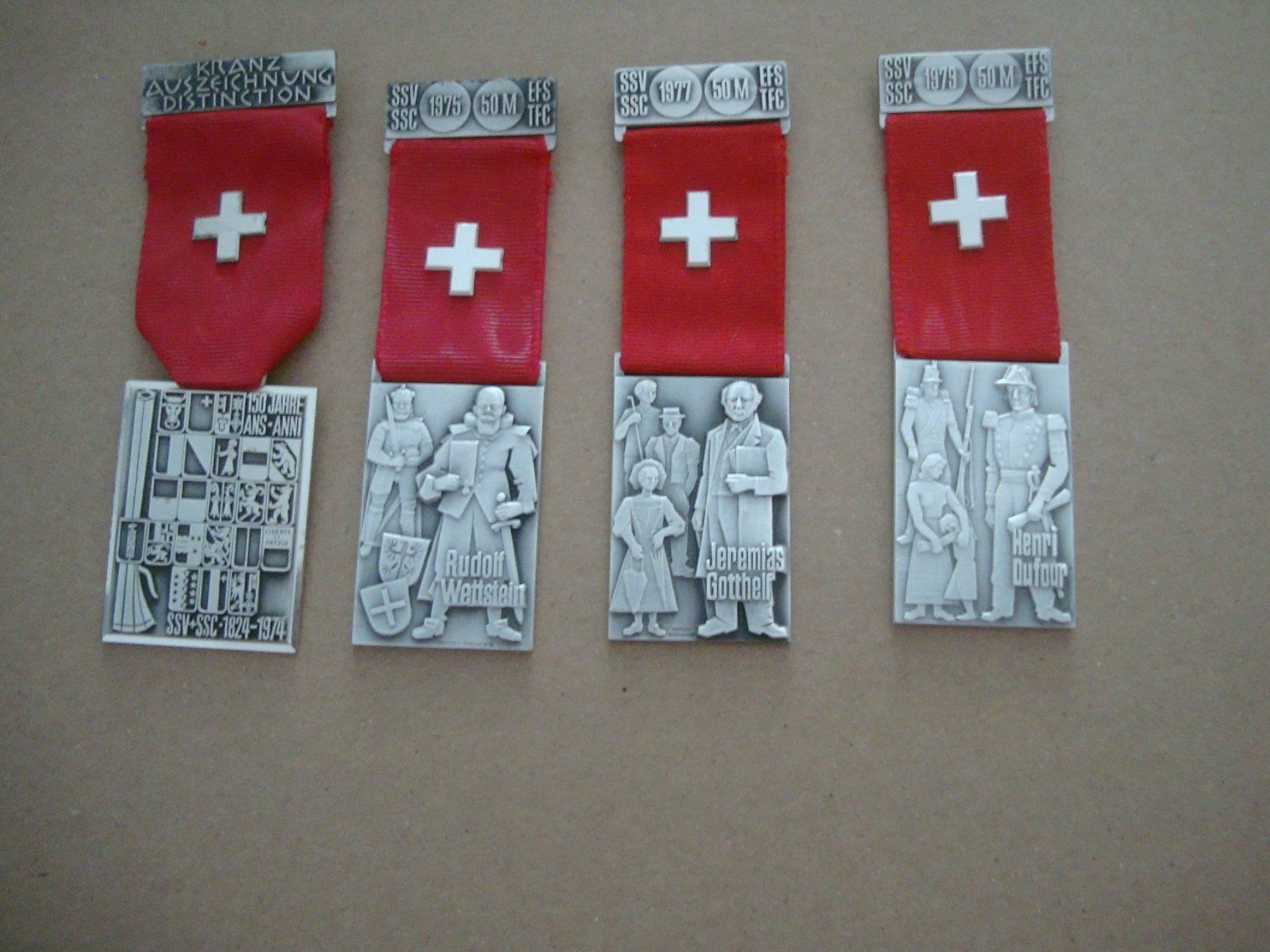 Medaglie: 4 Abzeichen - S.S.V. / S.S.C. - 70er Jahre – Usato da Neuenegg venduto da flohcante