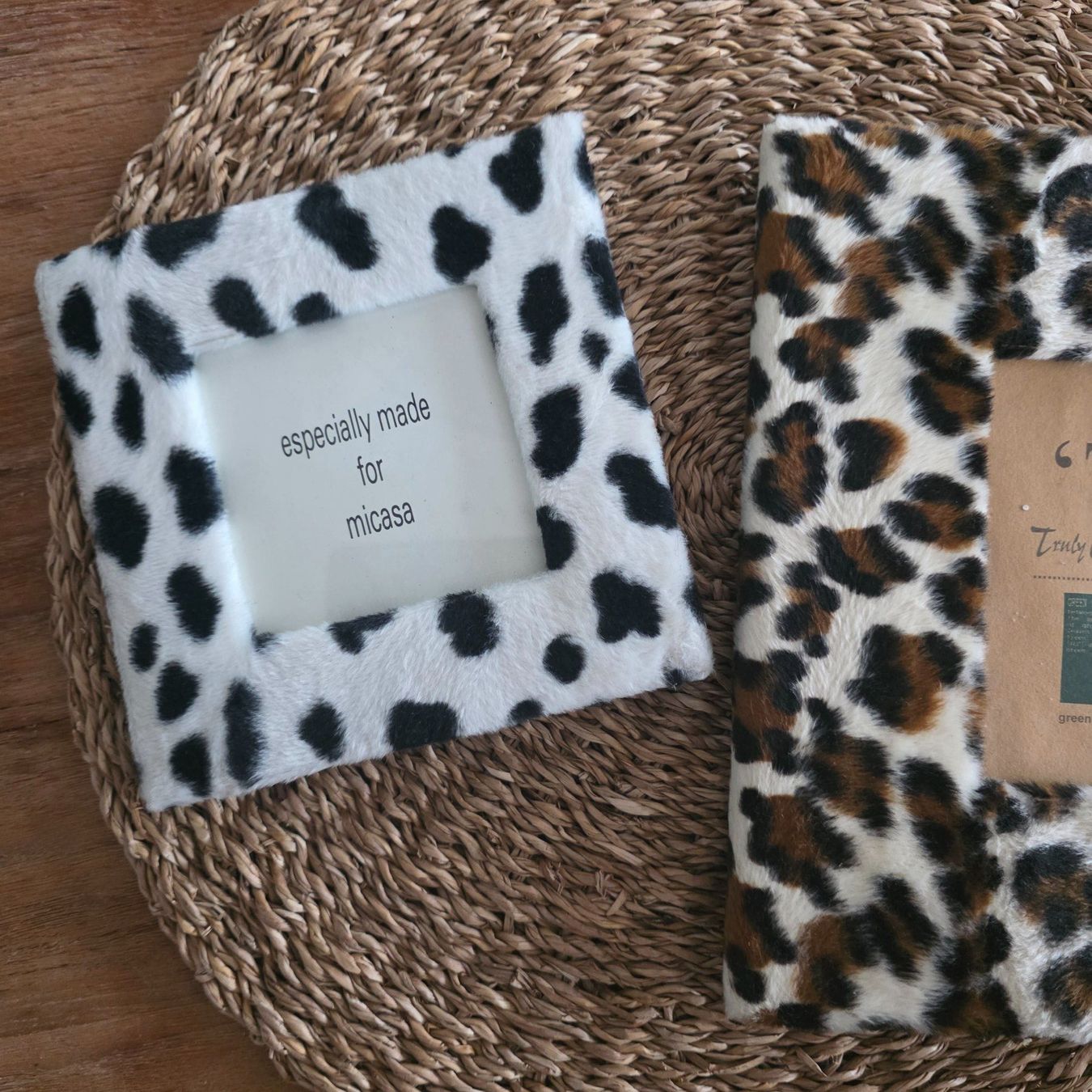 Micasa Cornici: 🐸 BILDERRAHMEN KUNSTFELL LEOPARD WEISS – Nuovo (secondo la descrizione) da Môtier (Vully) venduto da Frogs 8