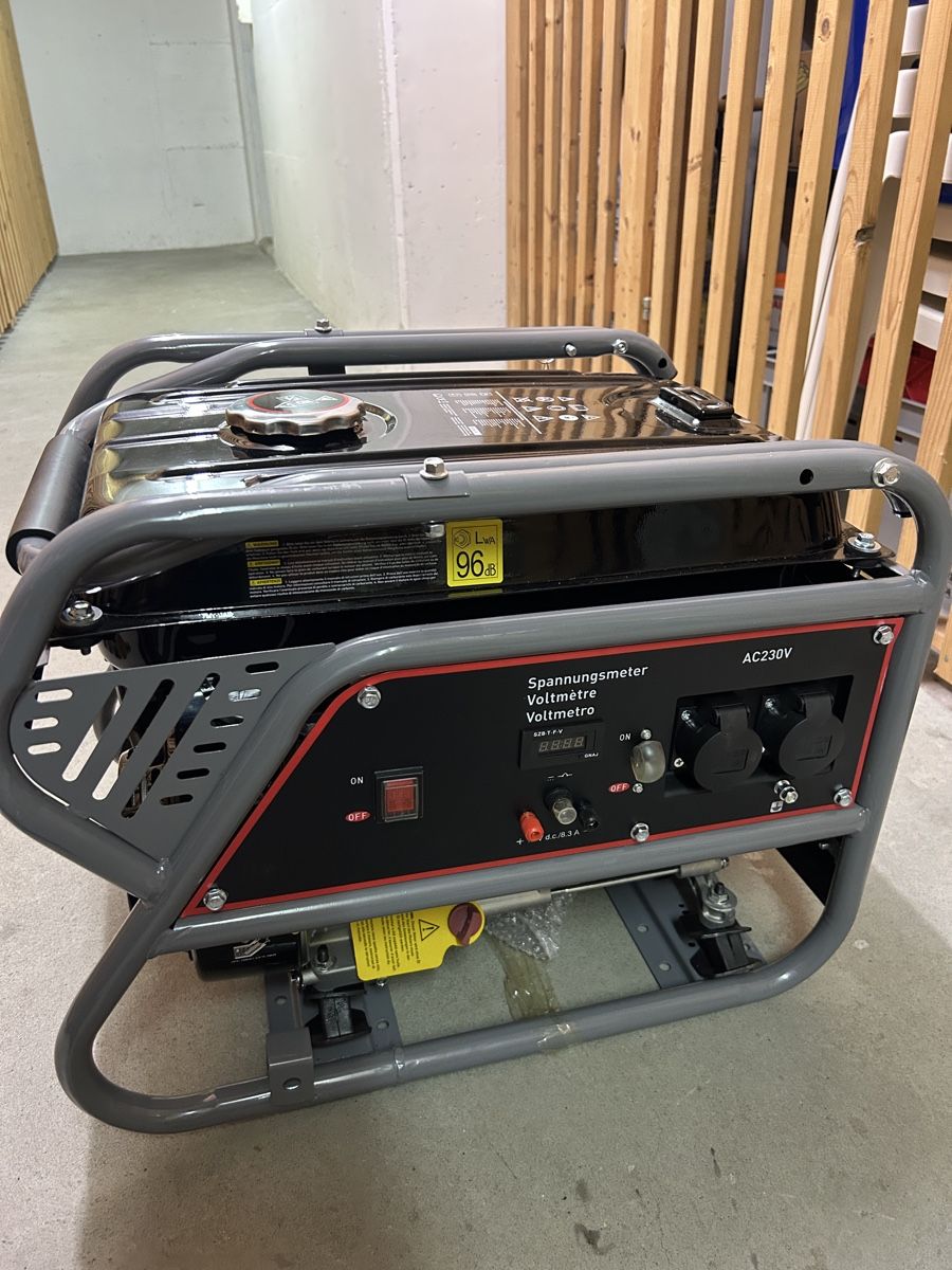 Generatori di corrente: Ayce Benzingenerator 2.7 kW – Nuovo (secondo la descrizione) da Frauenfeld venduto da fra_yg9x