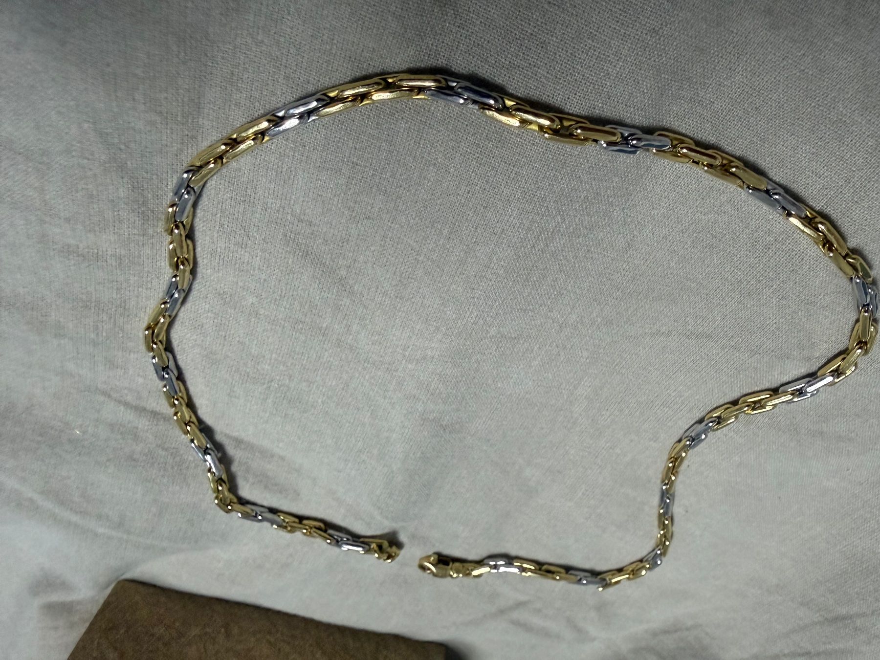 Ketten: Collier Neuf! 18 k – Neu und originalverpackt aus St-leonard von Lilliii