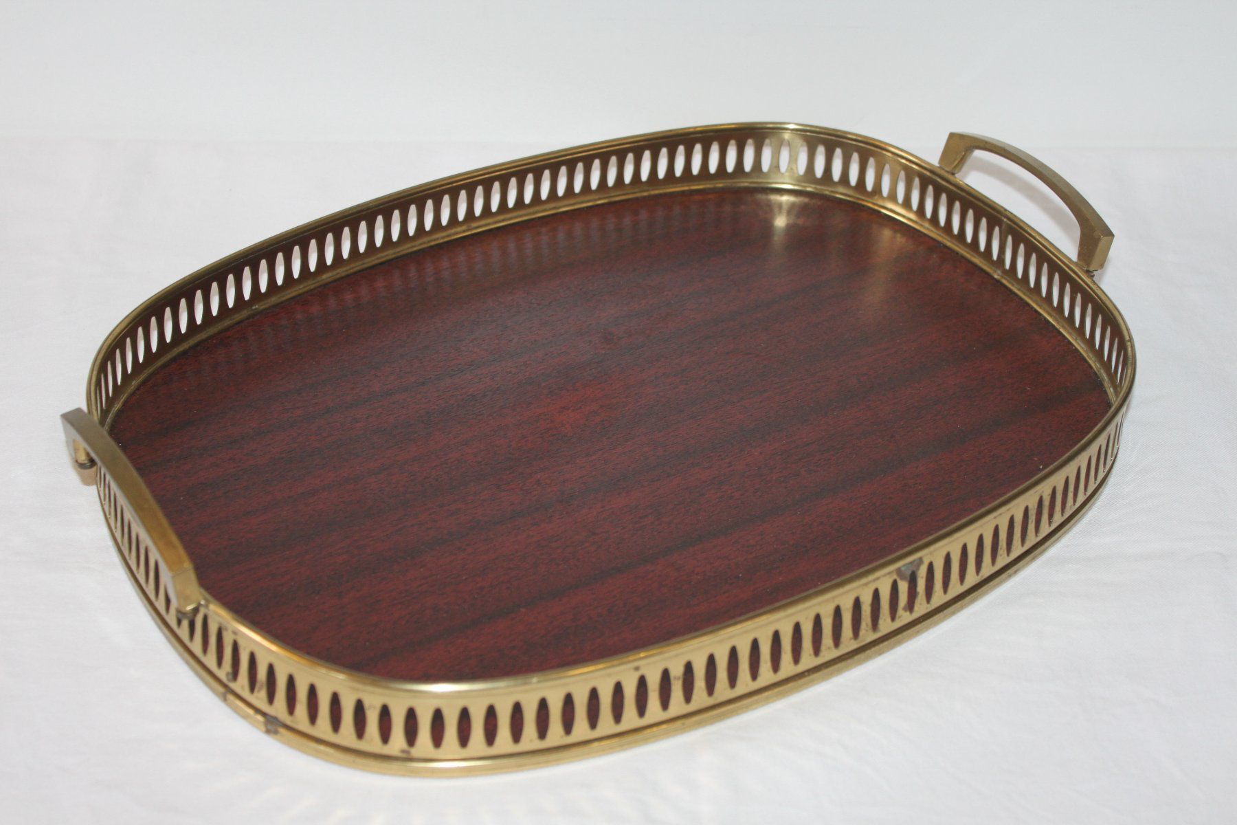 Tablettes PC: Art Deco Servier Tablet – D'occasion à Glarus par Toni-Glarus
