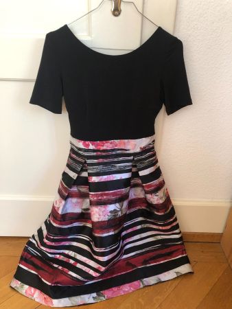 Swing Kleid, Gr. 36, festlich, Blumenmuster, Herbst