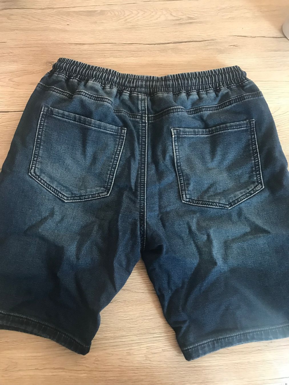 Pantaloni: Jeans Shorts – Nuovo (secondo la descrizione) da Oftringen venduto da mbc_b8vr 1