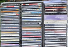 AUFLÖSUNG EINER CD SAMMLUNG (90 ALBEN)
