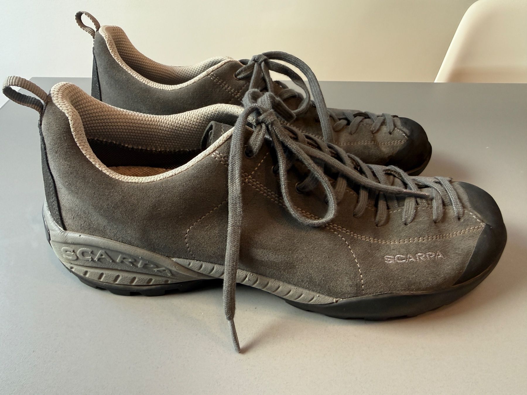 Scarpa Herrenschuhe: Scarpa Mojito Schuhe, Grösse 45 1/2 – Gebraucht aus Bonstetten von Goodbuy1 2
