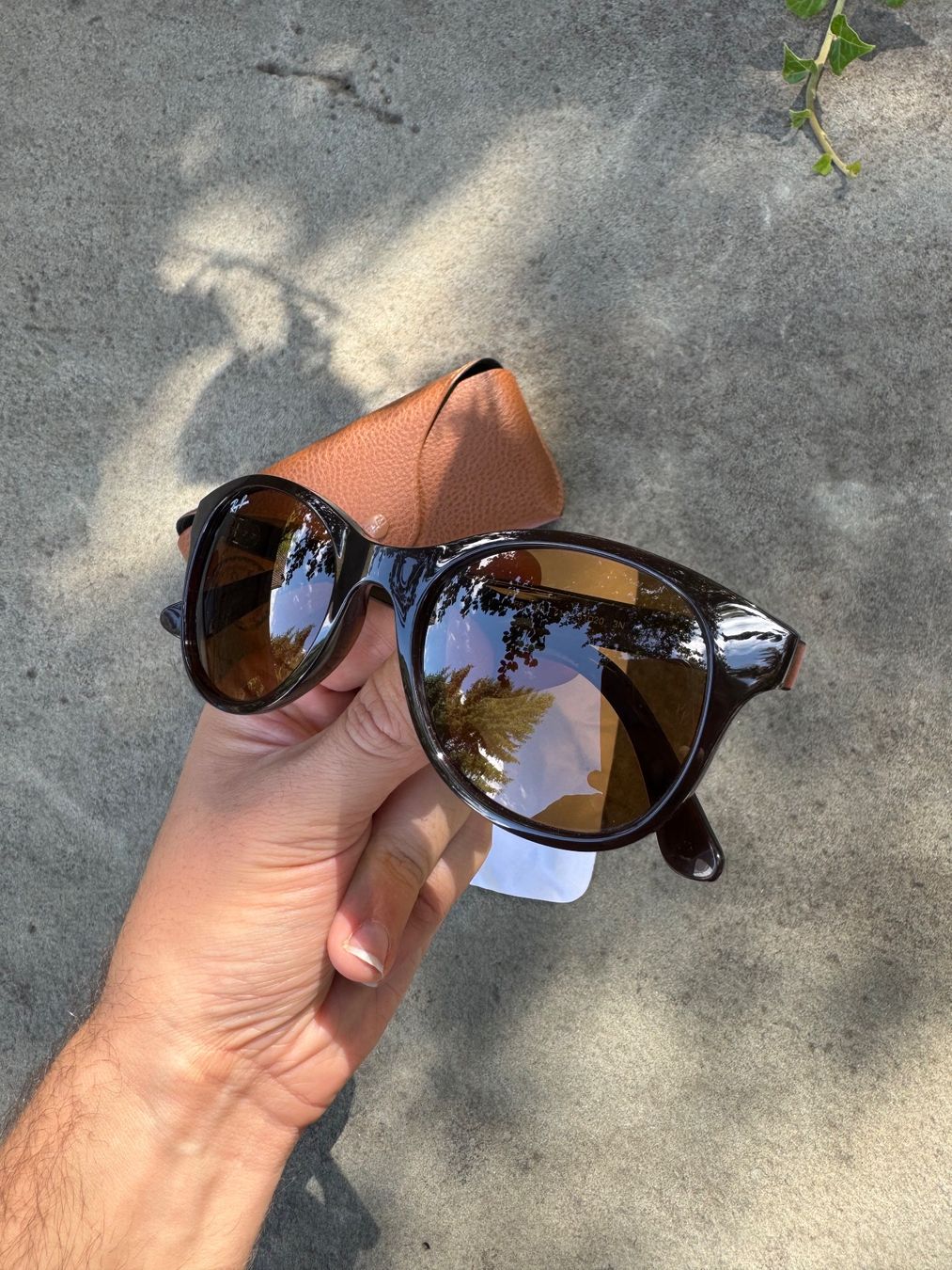Ray-Ban Occhiali & Lenti: Original Ray-Ban RB4203 Sunglasses With Case – Nuovo (secondo la descrizione) da Effretikon venduto da rus_2l2p 2