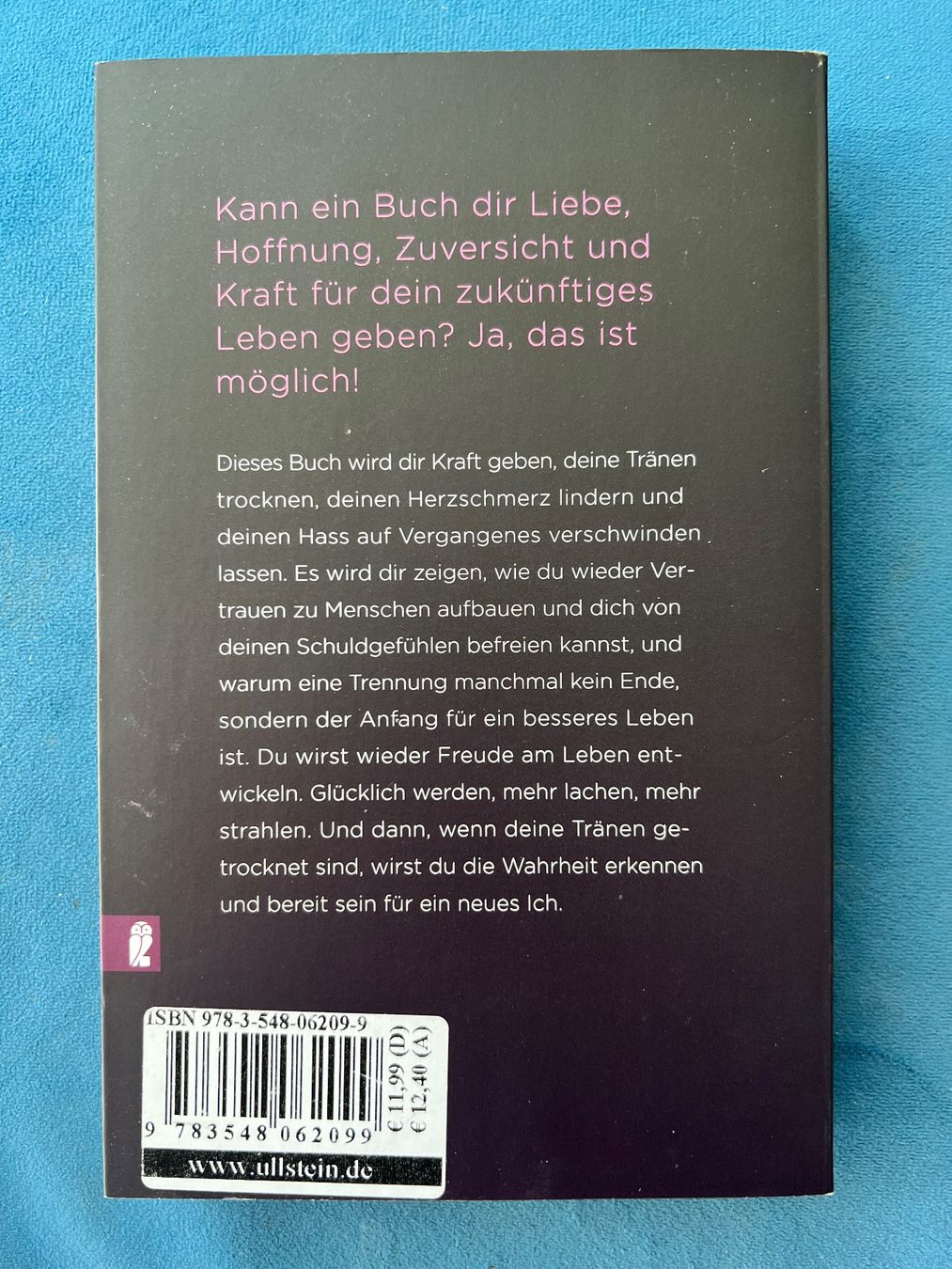 Libri: Buch - 5 Räume, die reise zu dir selbst – Nuovo (secondo la descrizione) da Effretikon venduto da YaMn 1