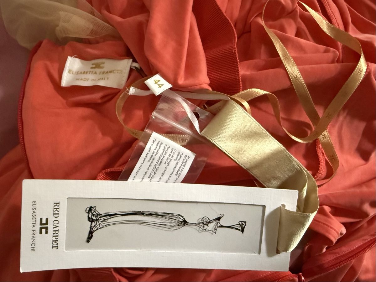 Vestiti: Elisabetta Franchi dress 44 – Nuovo (secondo la descrizione) da Barna venduto da orbuyorcry 4