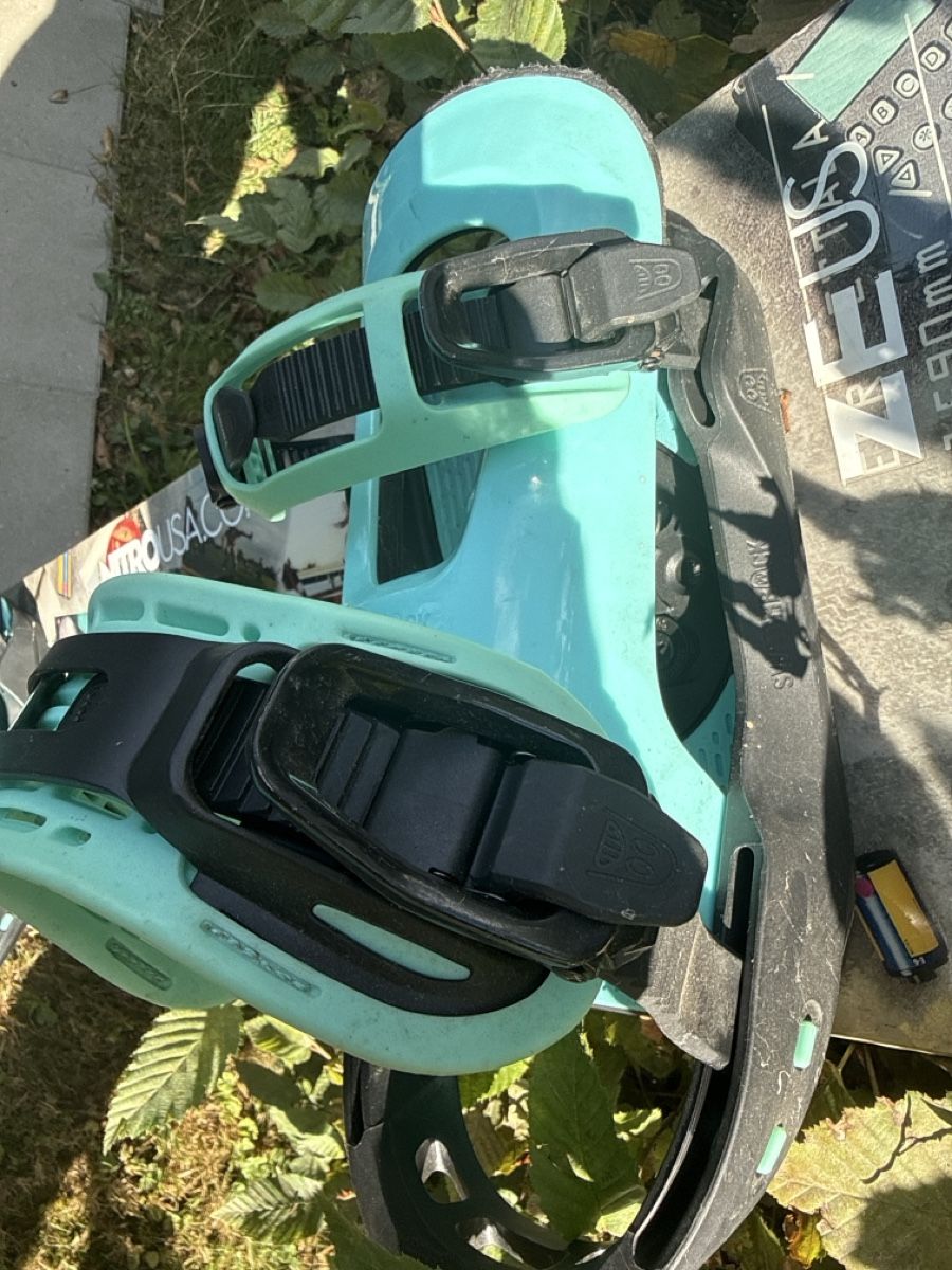 Board: Snowboard Nitro mit Bindung Farbe Türkis gebraucht – Usato da Wettingen venduto da ste_zvg9 3