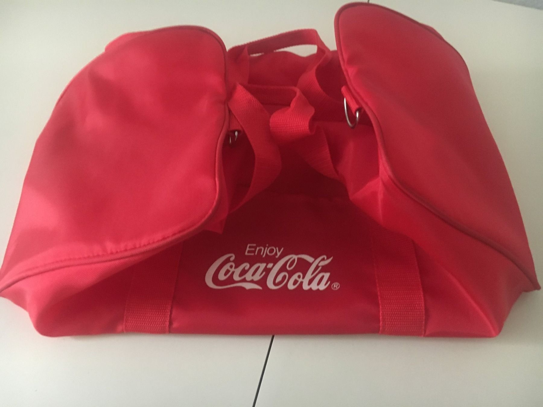 Coca-Cola Borse: Neue grosse  Coca Cola  Sporttasche – Nuovo (secondo la descrizione) da Zürich venduto da Tivoli2 1