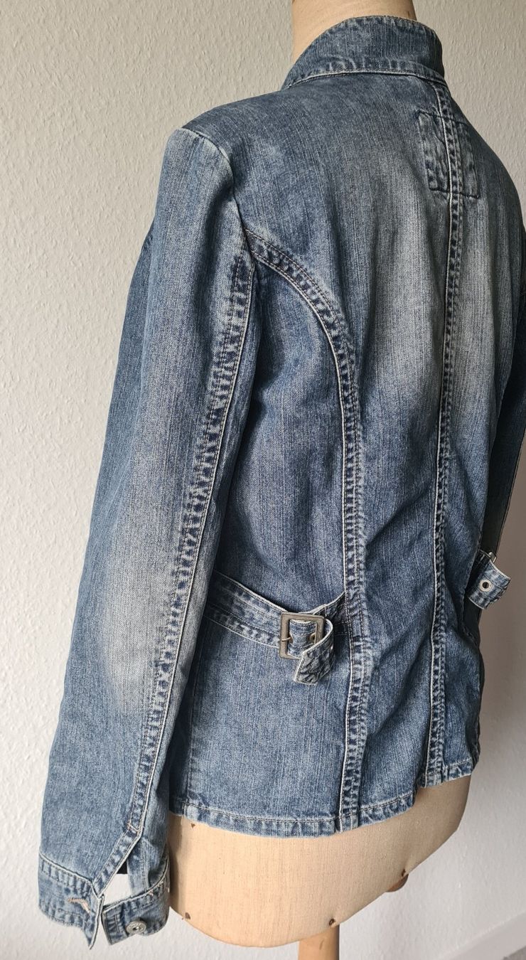 Giacche: Jeansjacke Gr. 40 – Usato da Zürich venduto da Stephs13 1