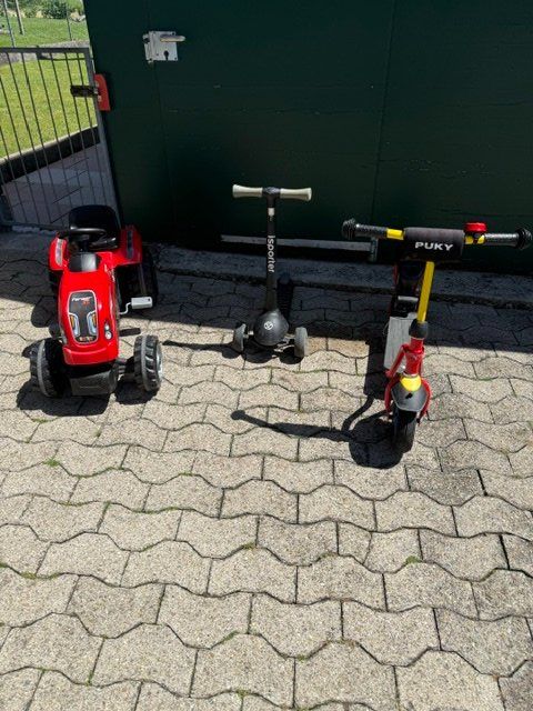 Fahrzeuge für Kinder: Traktor-Trotti-Velo – Gebraucht aus Waldkirch von Schumif1