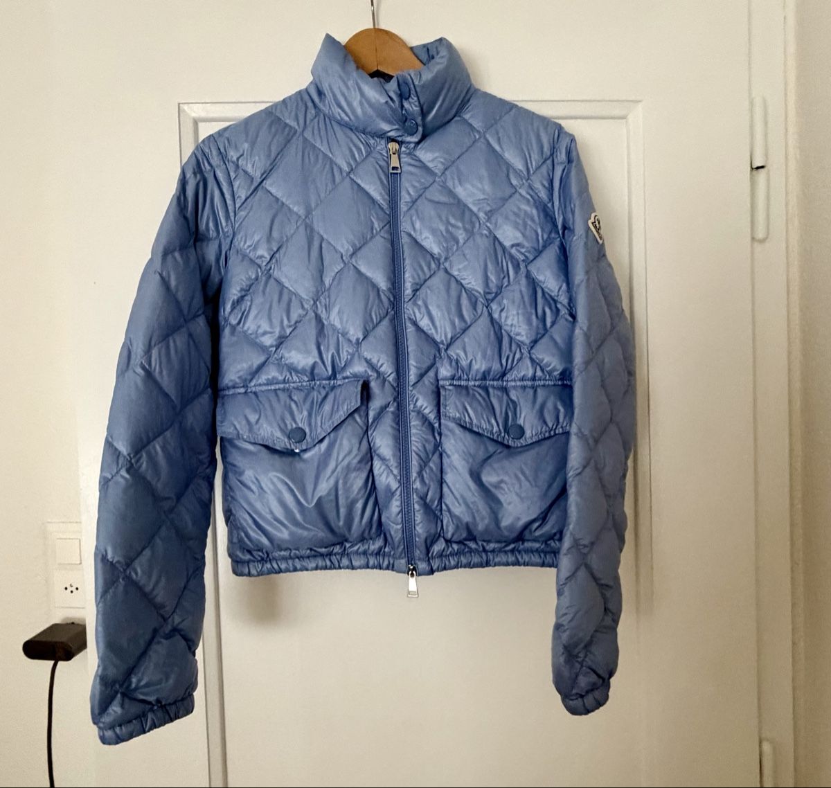 Moncler Vestes: Moncler Lans Grösse 2 – Neuf (Voir description) à Bern par Olenush 4