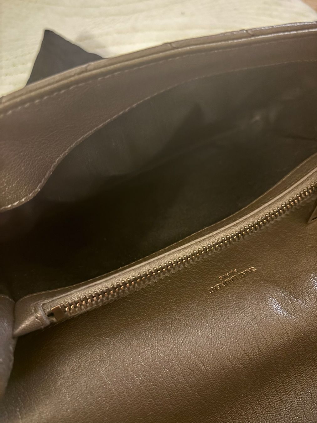 Saint Laurent Taschen für Damen: Saint Laurent – Gebraucht aus Zürich von cvr_lv6d 3