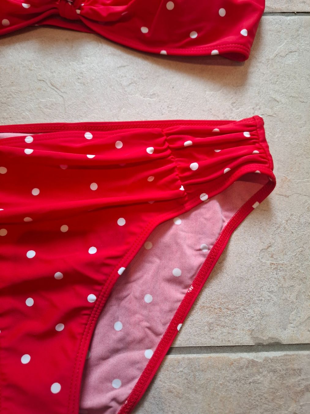 Costumi da bagno & Bikini: Bikini Gr. M, rot mit weissen Punkten – Nuovo (secondo la descrizione) da Wenslingen venduto da kasjupeia 3