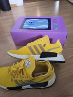 Adidas x The Simpsons NMD_R1 - Passt 43-44 inkl. Originalbox