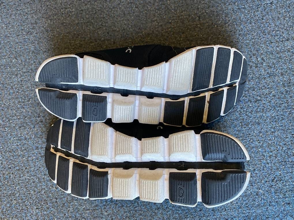 Scarpe da donna: On Cloud Damen-Laufschuh 38,5 – Usato da St. Gallen venduto da Konstanza 3
