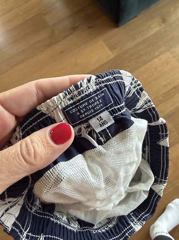 Costumi da bagno: Vilebrequin Badeshorts gr 14 – Usato da Schindellegi venduto da Poshanna 2