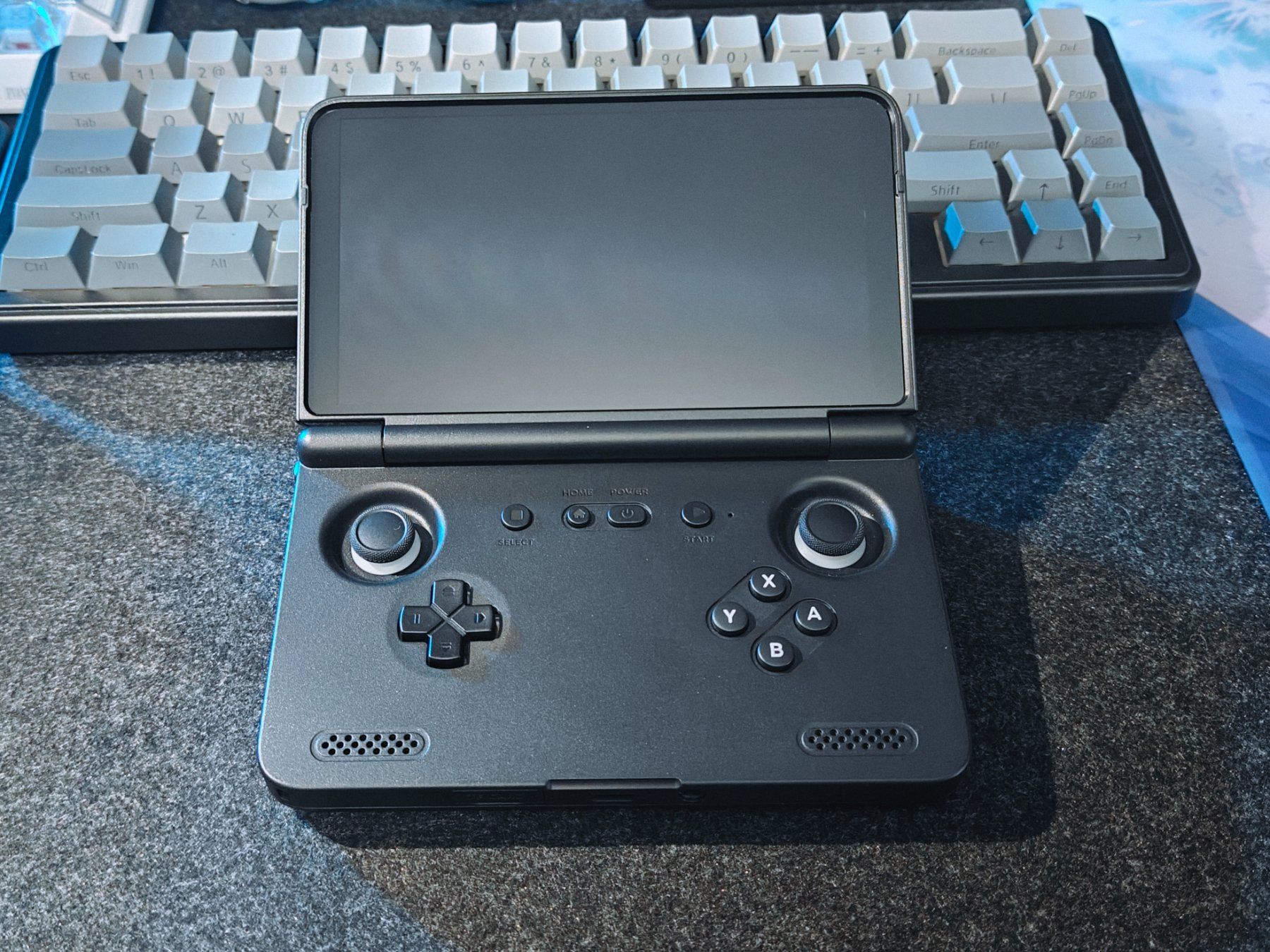 Retroid Konsolen: Retroid Pocket Flip 2 Handheld [Black] – Neu (gemäss Beschreibung) aus Basel von BryanT