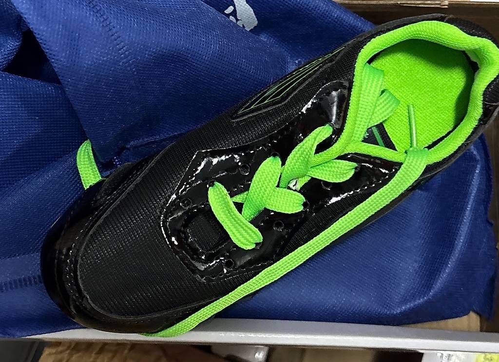 Scarpe per ragazzi: Nagelschuhe Kinder EU Gr.30-35 – Nuovo e nell'imballaggio originale da Egnach venduto da Rechi8 2