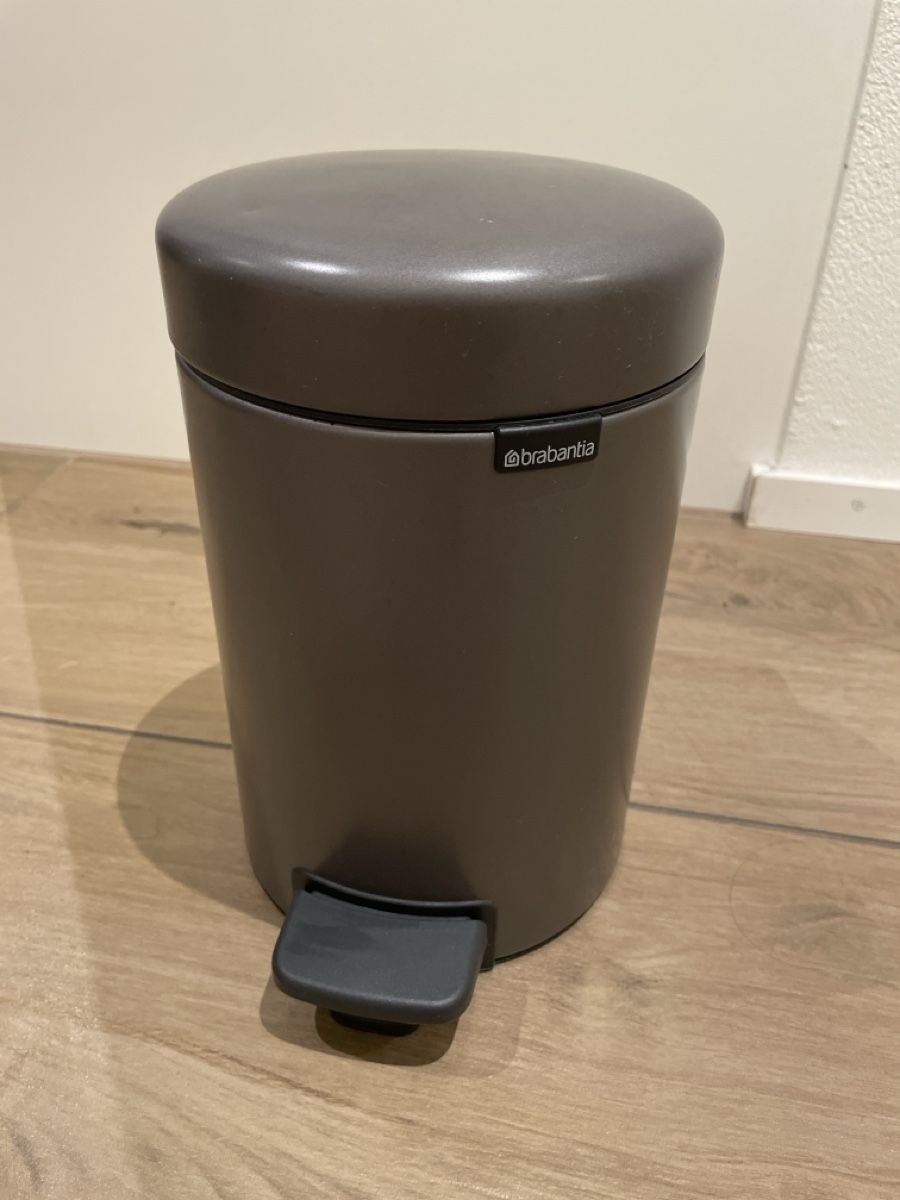 Brabantia Cestini per rifiuti: Brabanita New Icon 3l – Usato da Uznach venduto da Player6