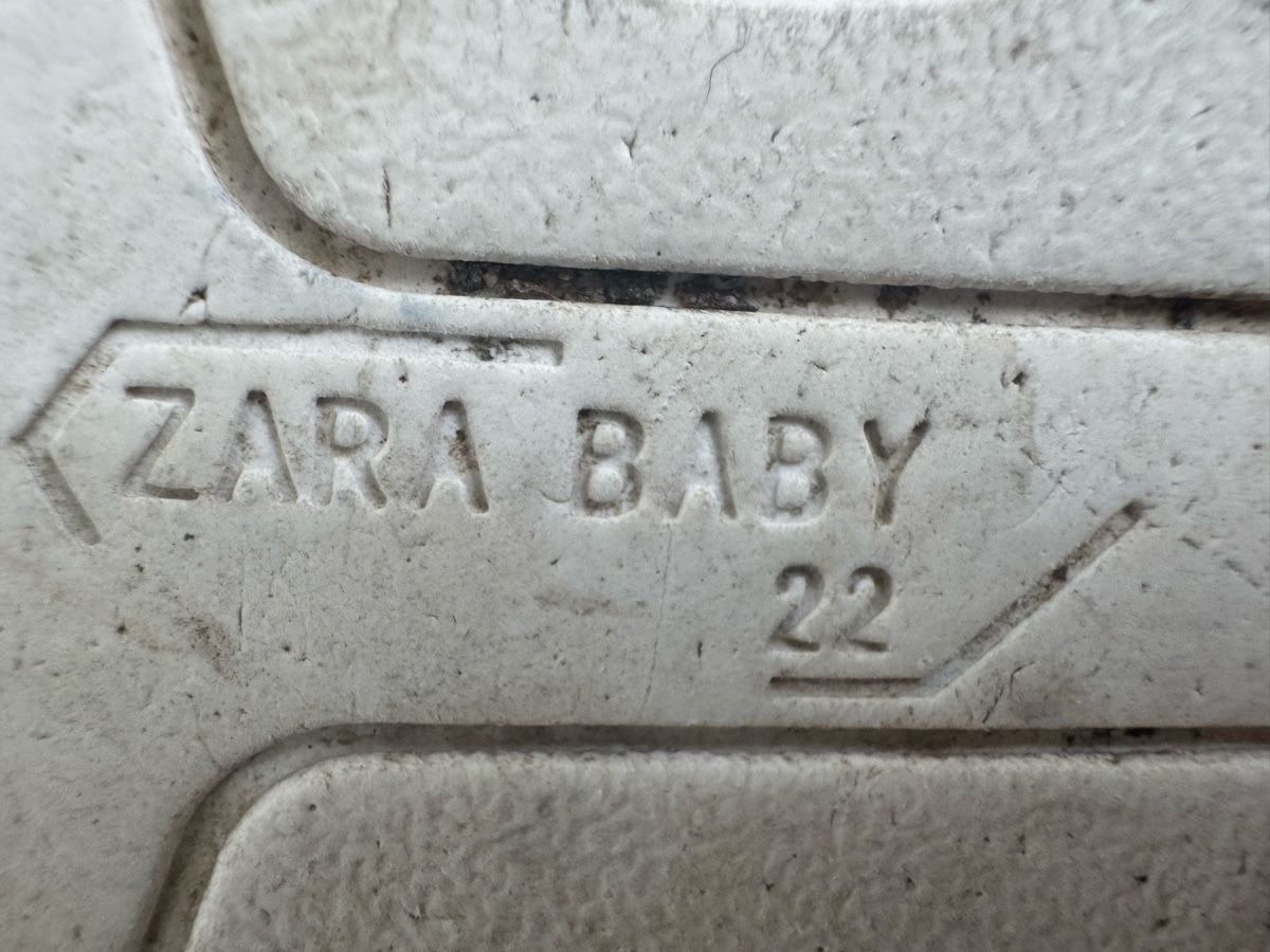 Schuhe für Jungen: Zara Sneaker Gr. 22 Rosa/Grau – Gebraucht aus Rüschlikon von AndreaCaroline 1