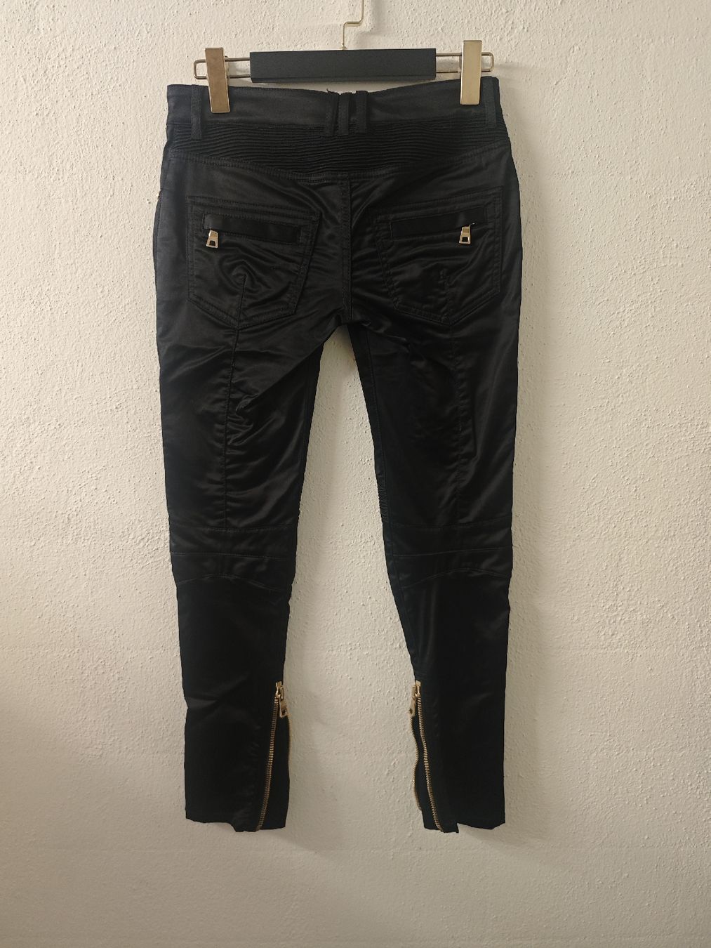 Balmain Pantaloni: BALMAIN Hosen Biker Style – Usato da Erlenbach ZH venduto da nlh 2