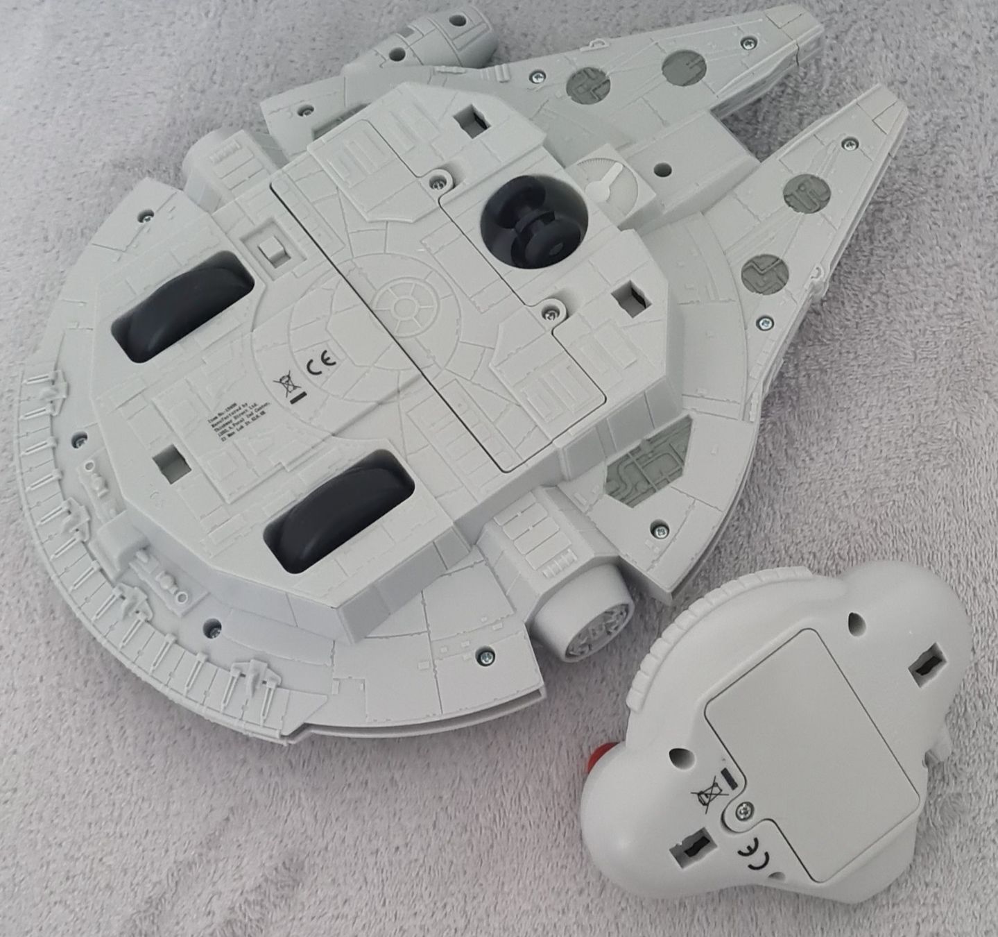 Star Wars Giocattoli: Raumschiff mit Fernsteuerung – Usato da Beinwil Freiamt venduto da tafa8 3