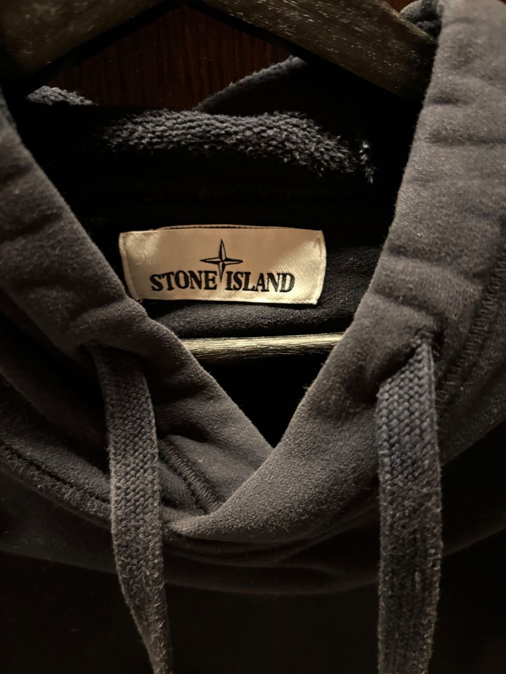 Stone Island Pullover & Sweatshirts: Sweat à capuche bleu Stone Island – Gebraucht aus MUTTENZ von TAWNY1RICARDO 3