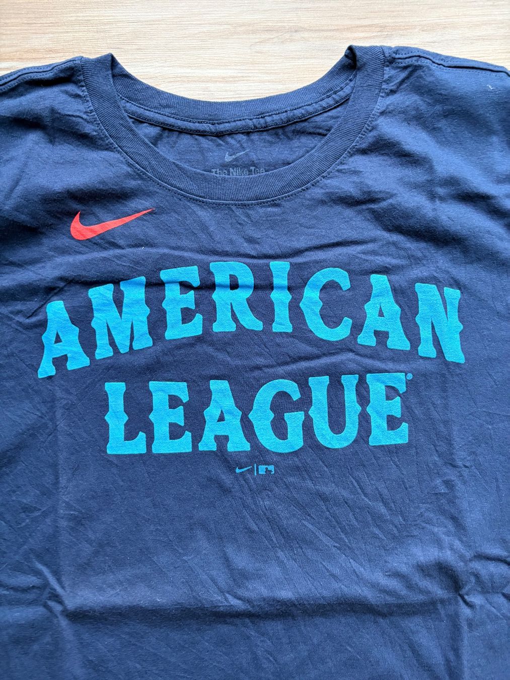 Nike T-shirt: Vintage Nike T-Shirt – Usato da Wigoltingen venduto da _vntg_ 1