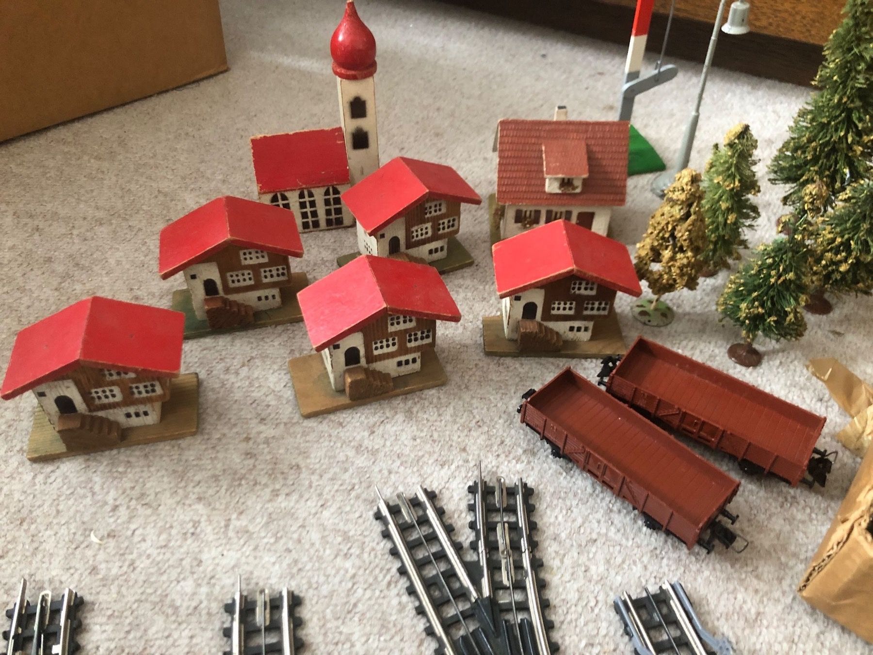 Trix Trains électriques: modelleisenbahnset mit dorf – D'occasion à Basel par dept 3