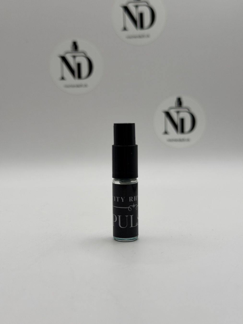 Profumi & Eau de Toilette: City Rhythm Pulse 2ml Hersteller Probe – Nuovo (secondo la descrizione) da Rünenberg venduto da Alina_nischenduft