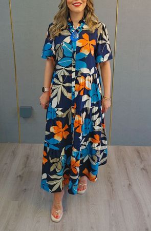 Kleider XXL  NEU