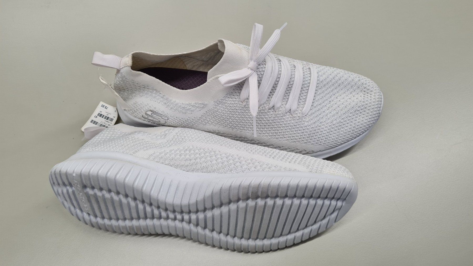 Scarpe da donna: Sketchers blanches taille 41 neuves – Nuovo (secondo la descrizione) da Châtonnaye venduto da Jaydee6 2
