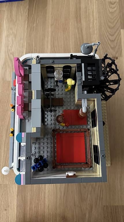Kit di costruzioni: Lego Amerikanisches Diner – Usato da Solothurn venduto da Juliasju 2