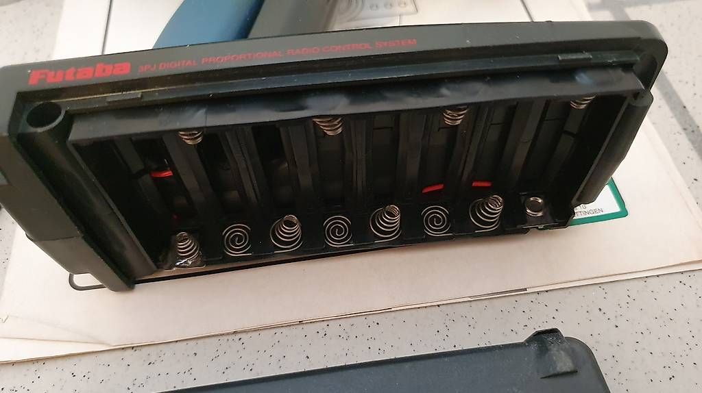 Telecomando: FUTABA  MEGATECH PCM T-3 PJ – Usato da Monte Carasso venduto da Ely67 4