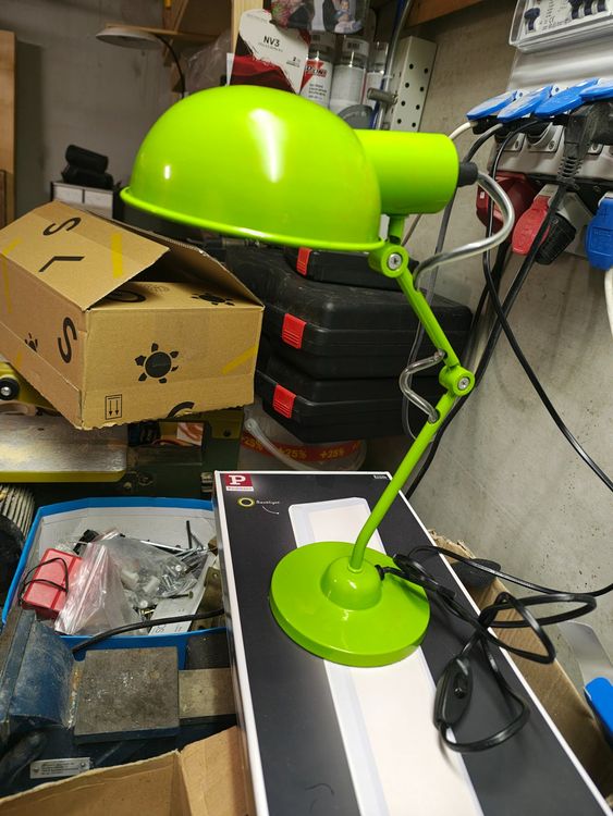 Lampes: Schreibtischlampe E14 Fassung mit LED Leuchtmittel – D'occasion à Brislach par d.baumgartner.82 1