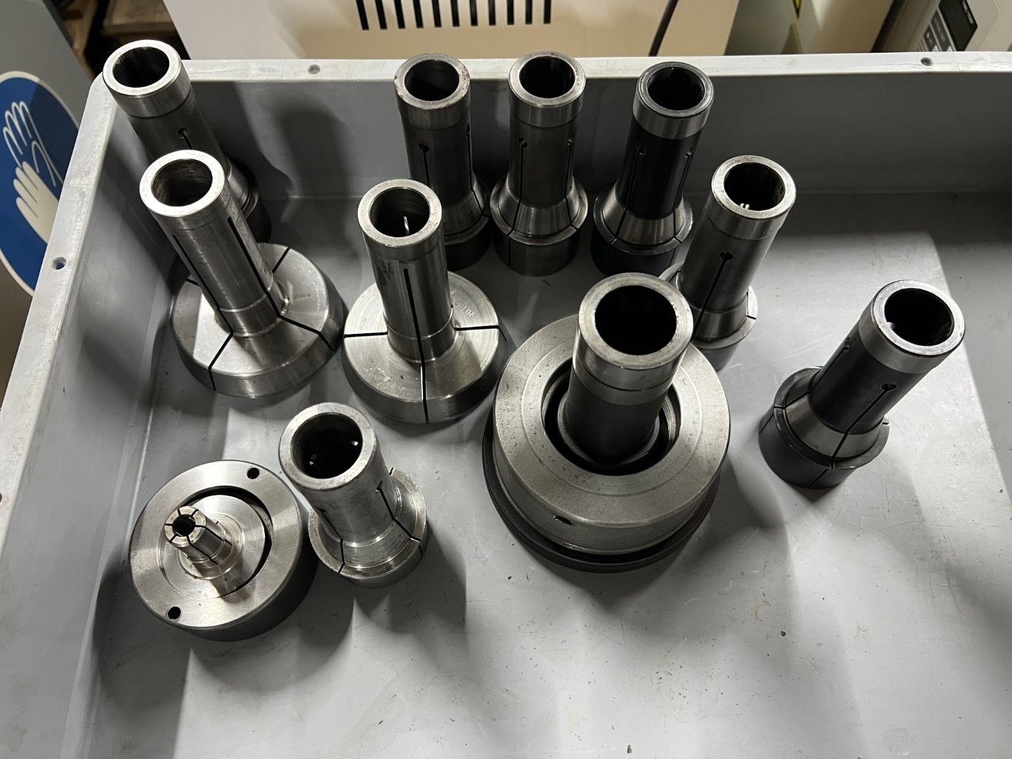 Altro per industria metallurgica: F38 Glockenzangen – Usato da Zuchwil venduto da dragosmd-maschinen 1
