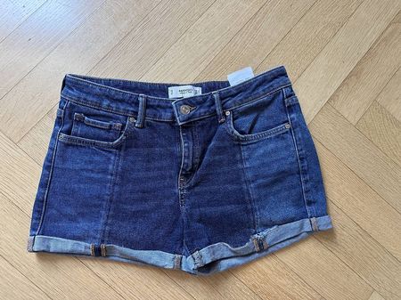 Jeans Shorts Hotpants in Grösse 40 von Zara